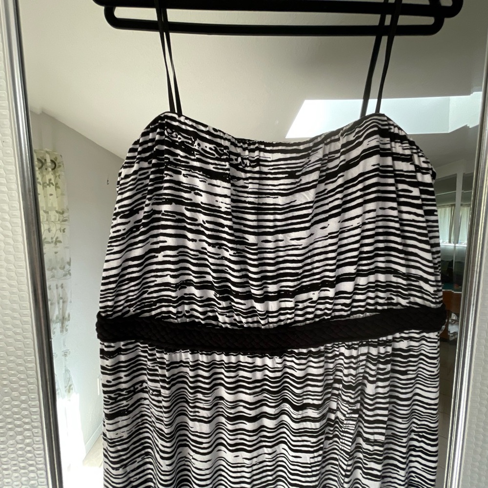 Black and white strapless dress - Picture 5 of 6